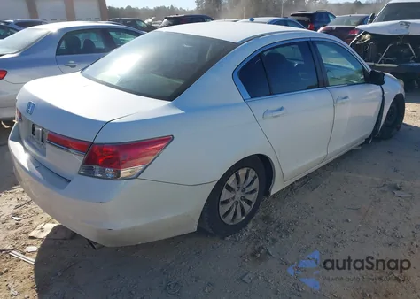 2011 Honda Accord 2.4 Lx z USA, uszkodzony, nr VIN 1HGCP2F37BA052603